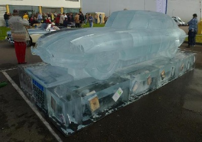 Eisskulptur E-Type